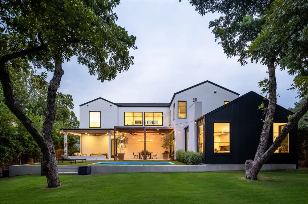 907 Karen Austin, TX 78757