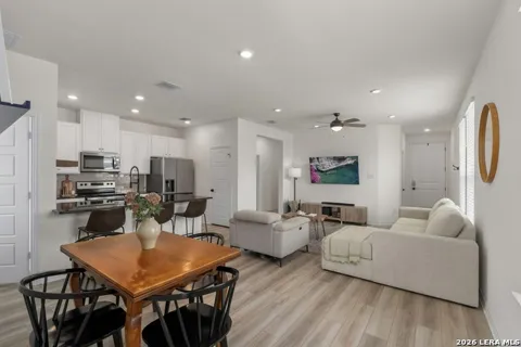 4831 Park Cape