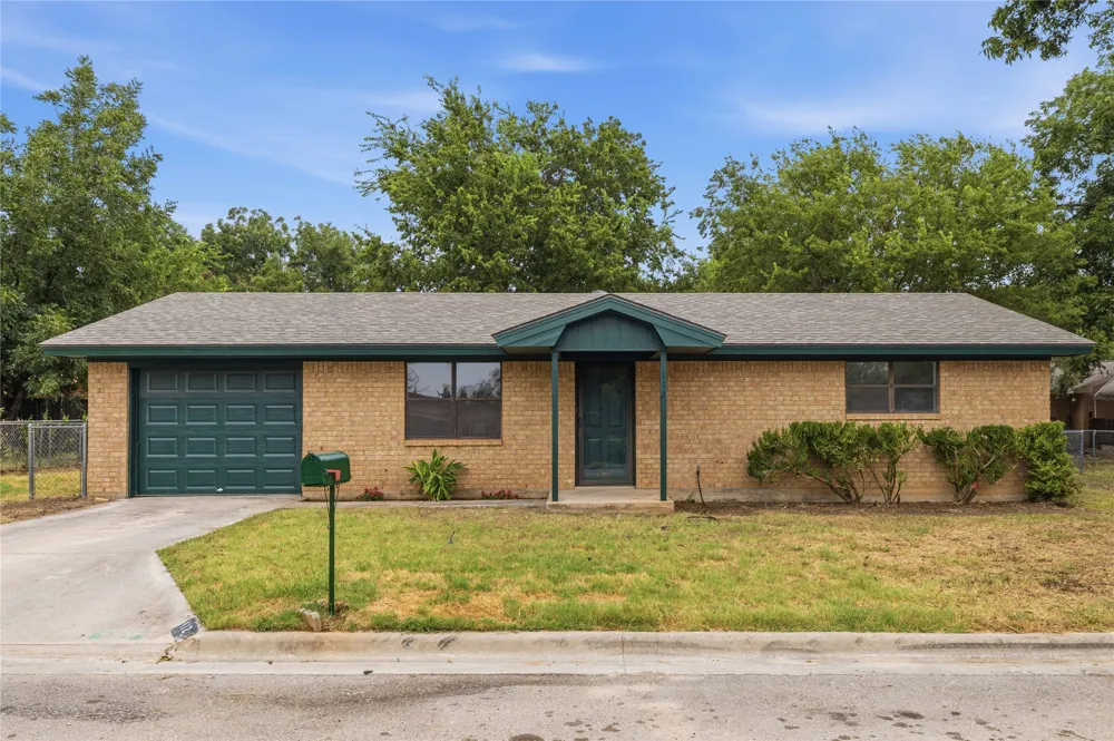 112 Orchard Drive Early, TX 76802