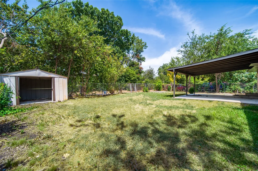 2517 Livenshire Drive Garland, TX 75041