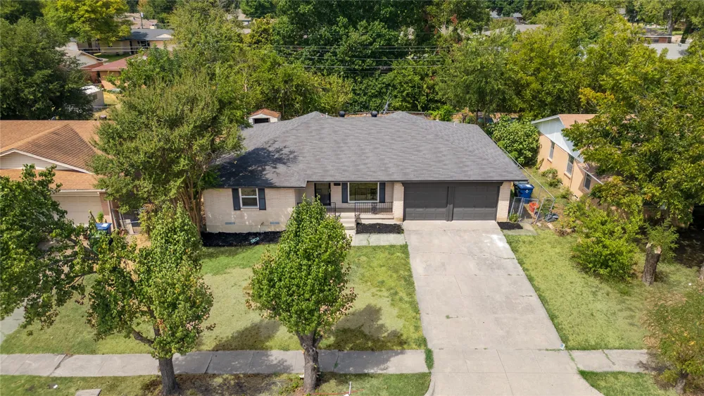 2517 Livenshire Drive Garland, TX 75041