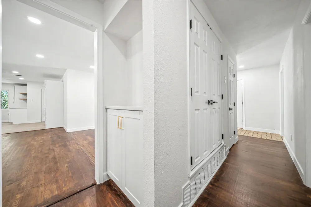 2517 Livenshire Drive Garland, TX 75041