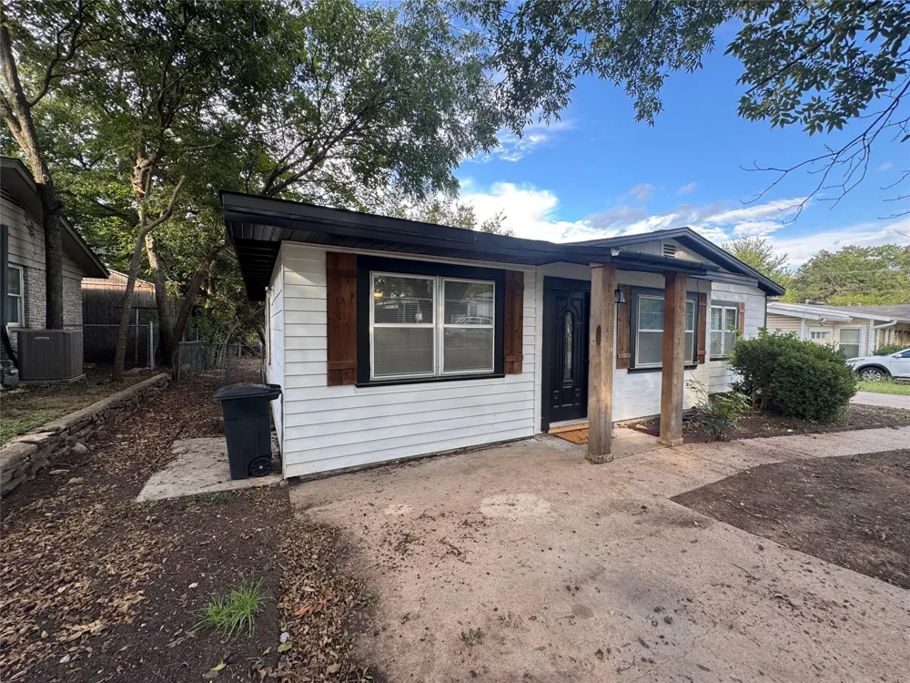 204 Live Oak Lane Weatherford, TX 76086