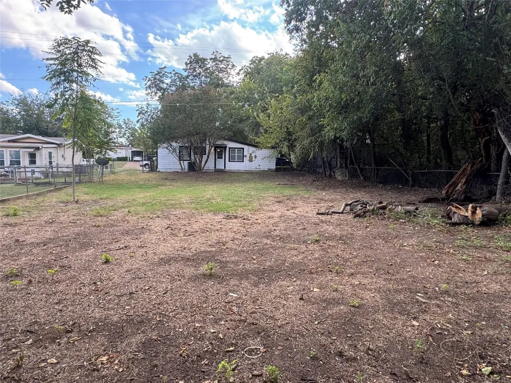 204 Live Oak Lane Weatherford, TX 76086