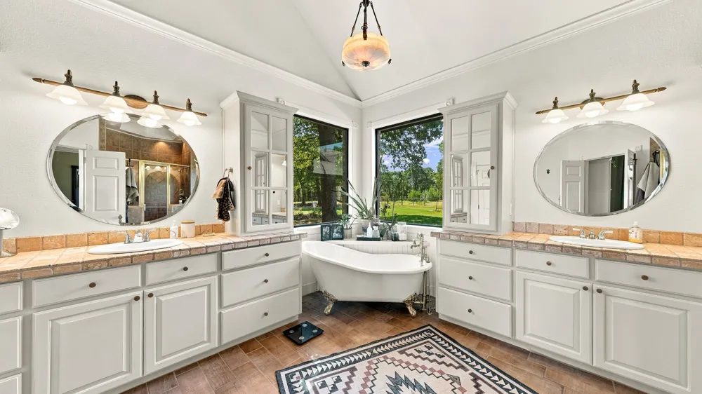 3424 Calico Court Granbury, TX 76048