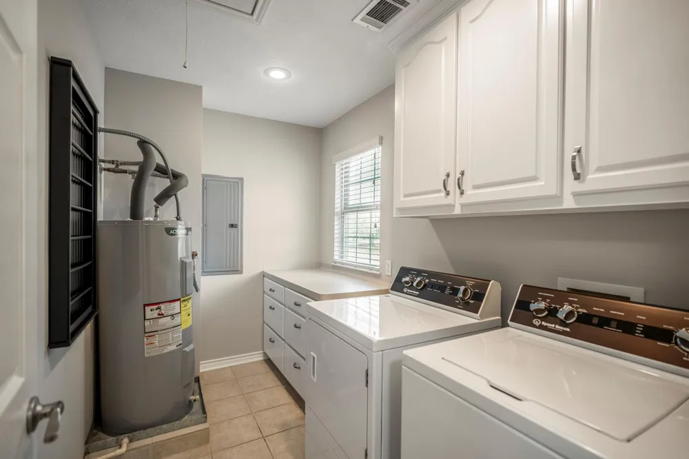 415 Pine Brook Drive Livingston, TX 77351