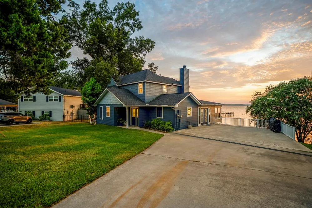 415 Pine Brook Drive Livingston, TX 77351