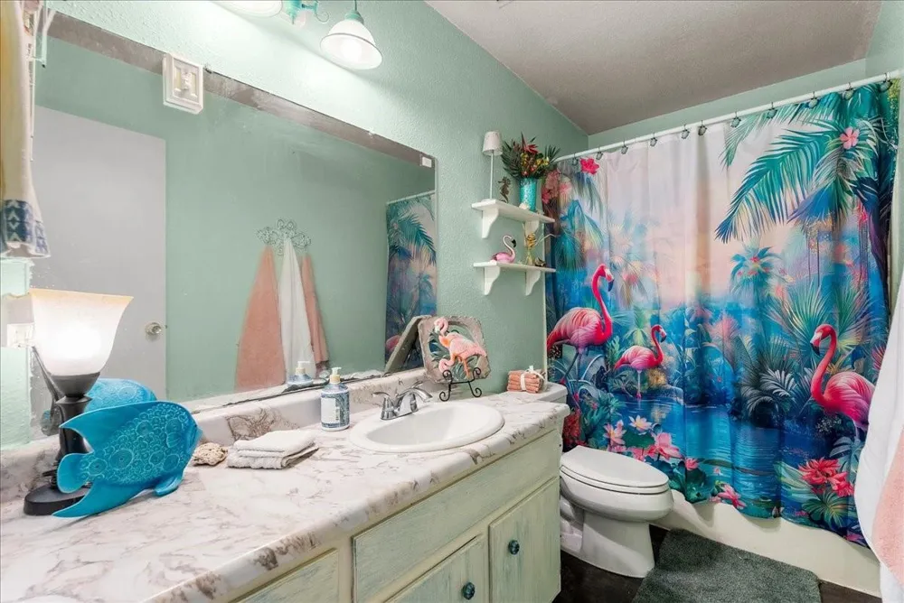 4722 Caroline Street Seabrook, TX 77586