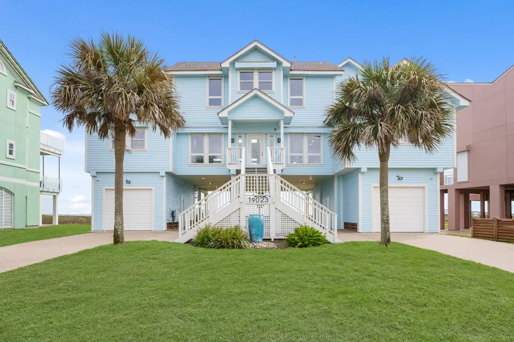 19023 Kahala Drive E Galveston, TX 77554