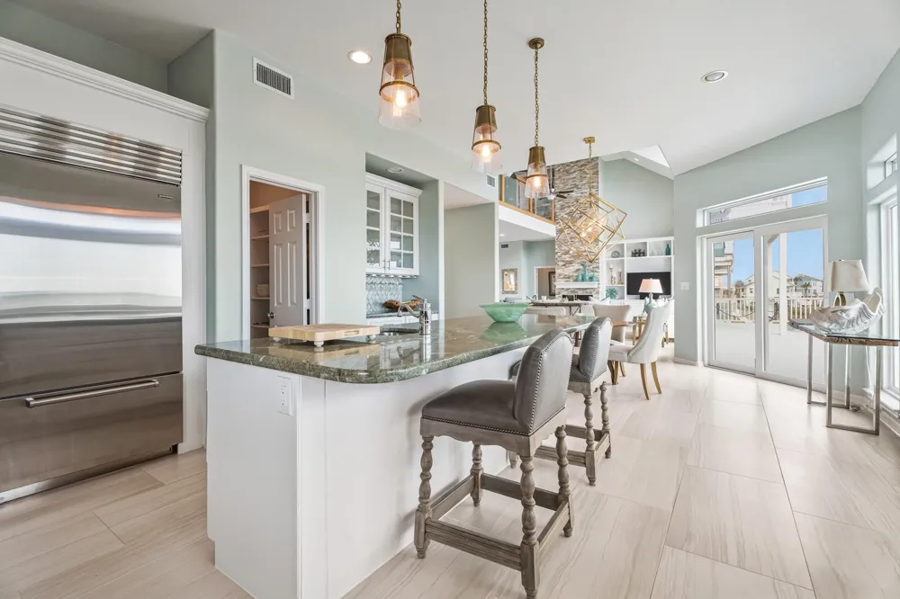 19023 Kahala Drive E Galveston, TX 77554