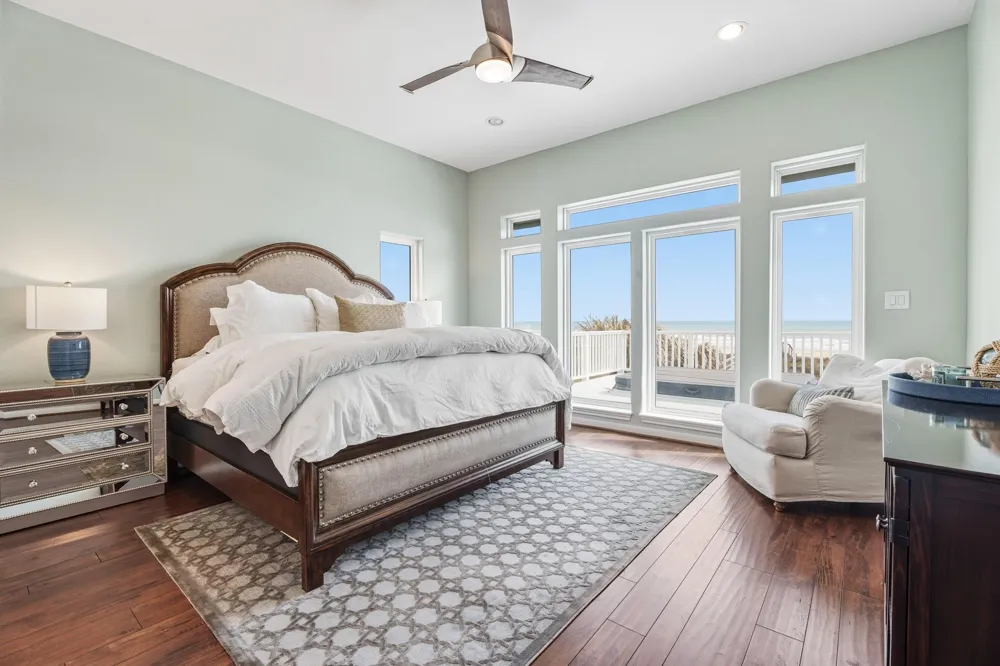 19023 Kahala Drive E Galveston, TX 77554