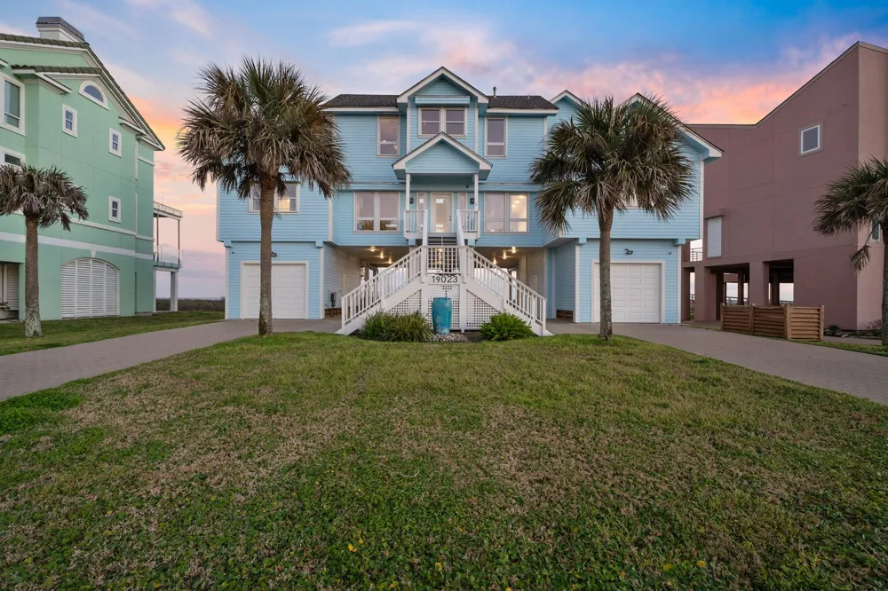 19023 Kahala Drive E Galveston, TX 77554