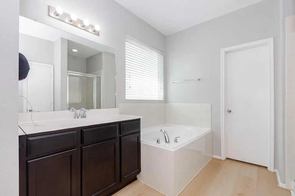 11431 Vassal Crossing Conroe, TX 77304
