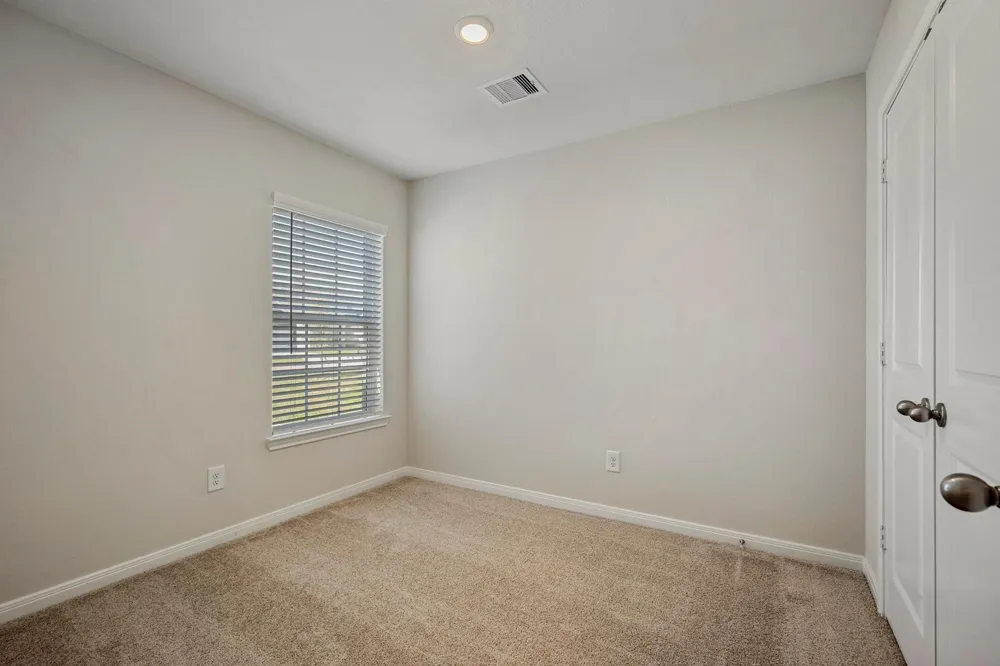 10430 Red Cardinal Drive Cleveland, TX 77328