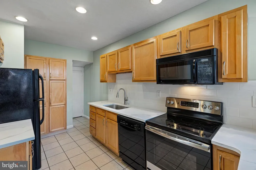 2807 MONROE STREET Wilmington, DE 19802