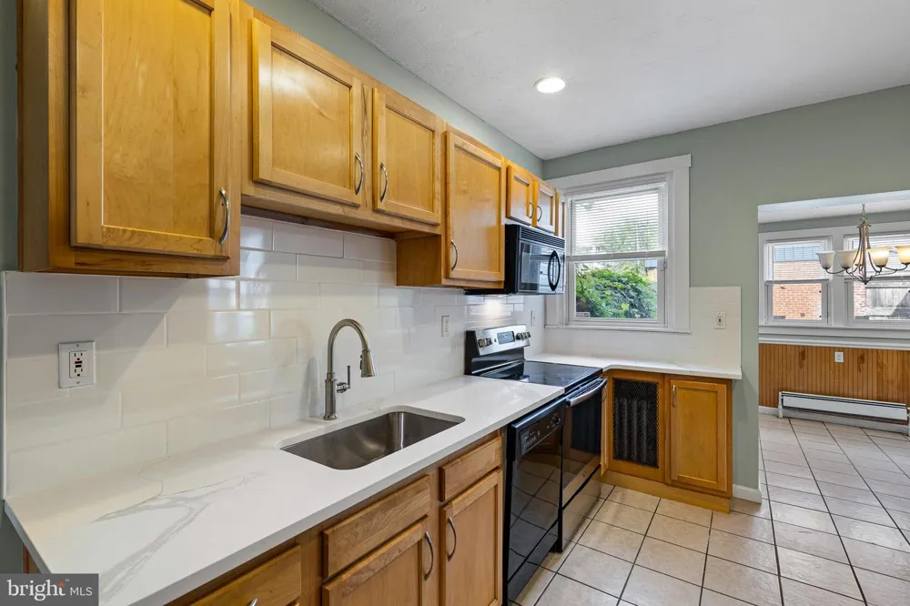 2807 MONROE STREET Wilmington, DE 19802