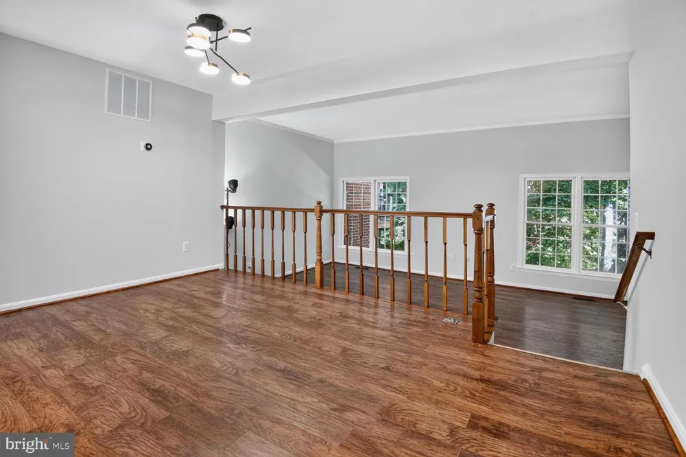 2155 POND VIEW COURT Reston, VA 20191