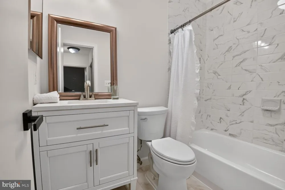 2155 POND VIEW COURT Reston, VA 20191