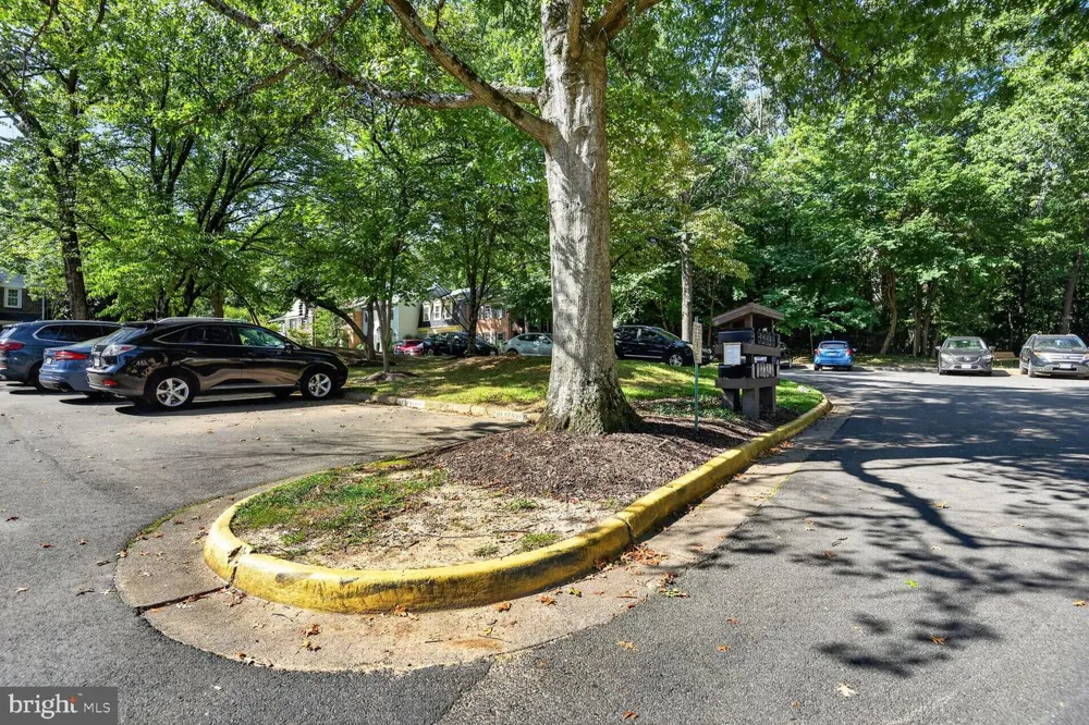 2155 POND VIEW COURT Reston, VA 20191