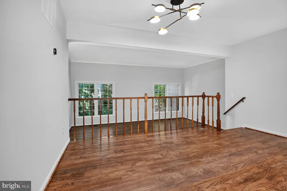 2155 POND VIEW COURT Reston, VA 20191