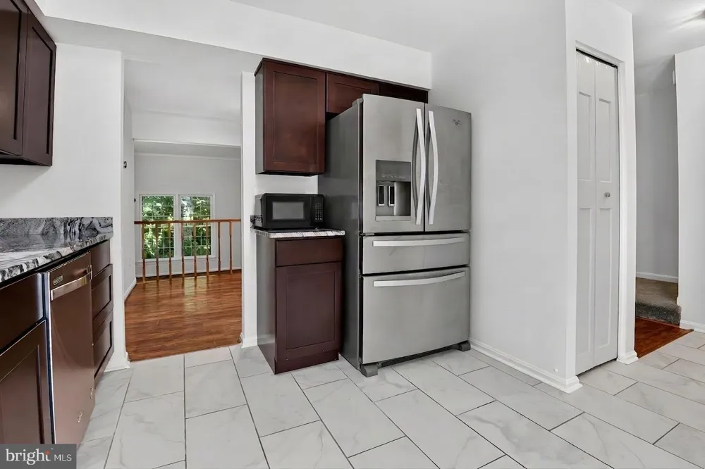 2155 POND VIEW COURT Reston, VA 20191