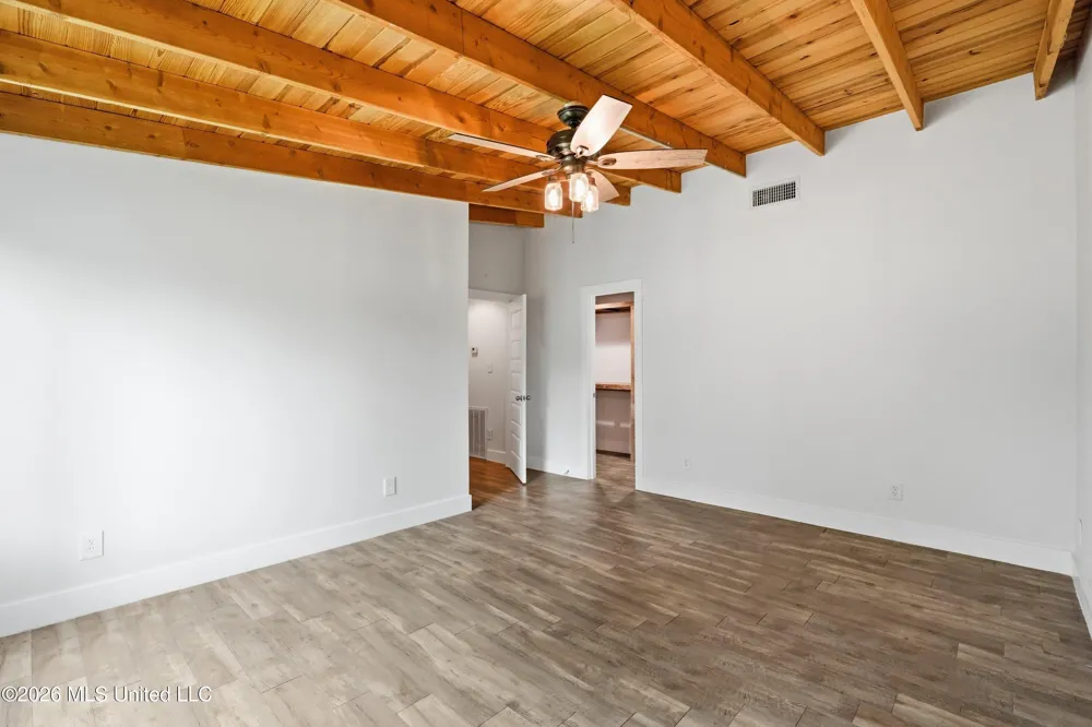 199 Easy Street Braxton, MS 39044