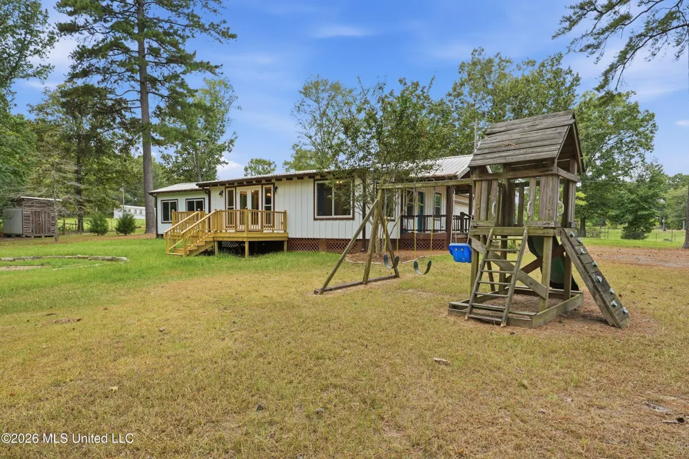 199 Easy Street Braxton, MS 39044