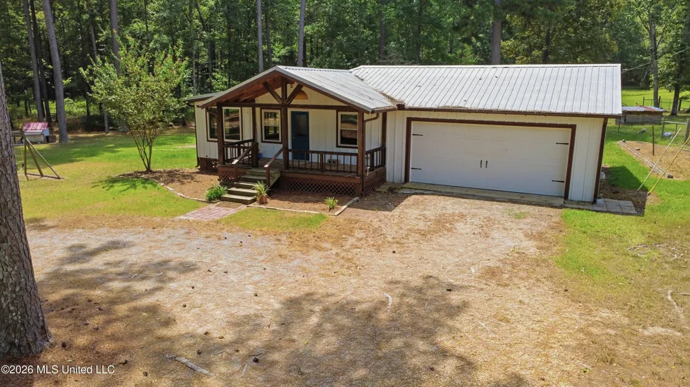 199 Easy Street Braxton, MS 39044