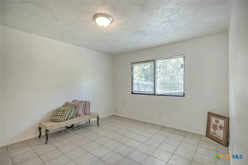 2116 Coach Drive Killeen, TX 76543