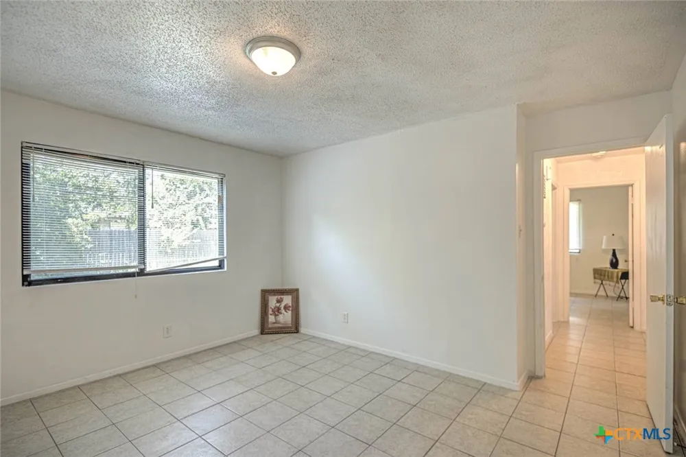 2116 Coach Drive Killeen, TX 76543