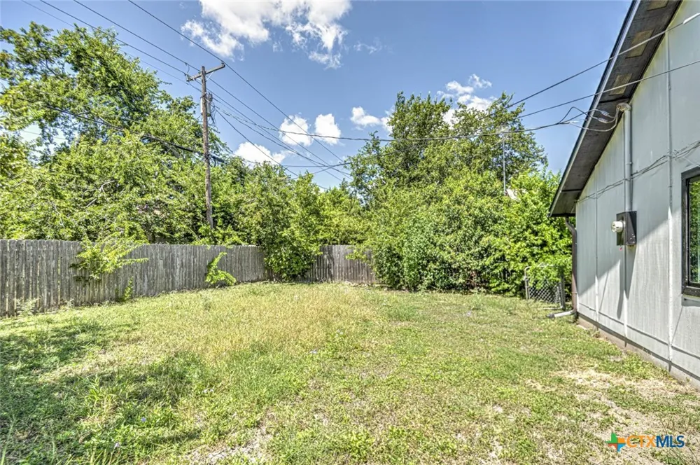 2116 Coach Drive Killeen, TX 76543