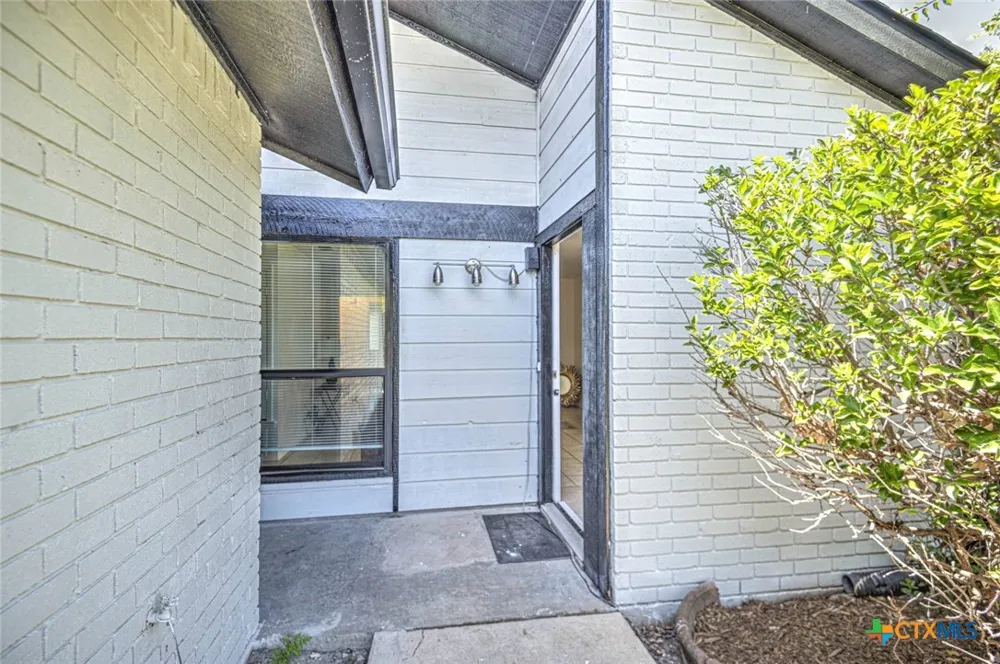 2116 Coach Drive Killeen, TX 76543