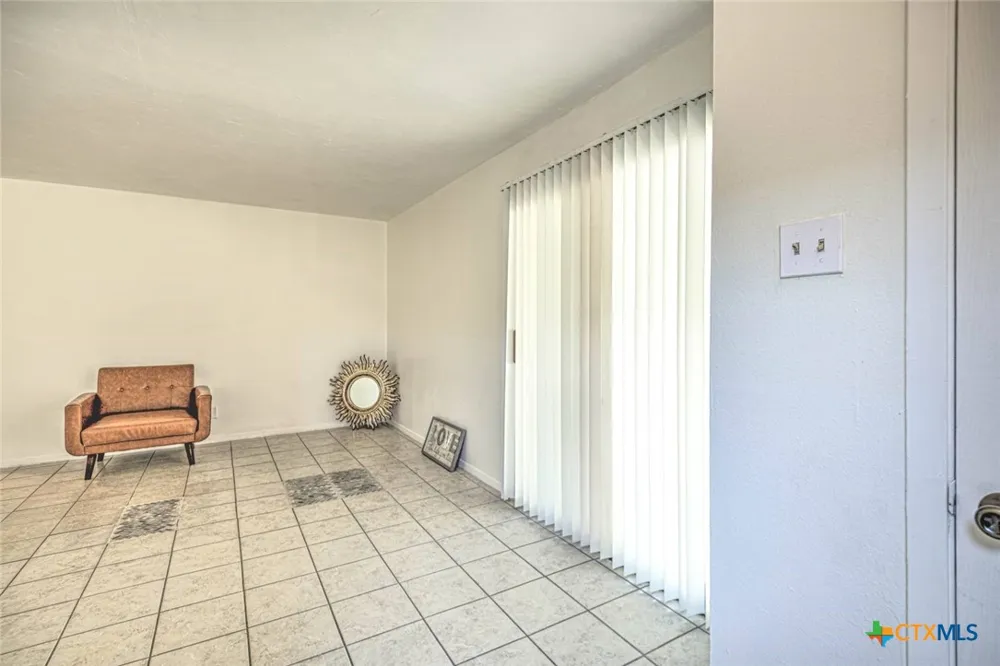 2116 Coach Drive Killeen, TX 76543