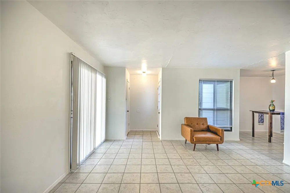 2116 Coach Drive Killeen, TX 76543