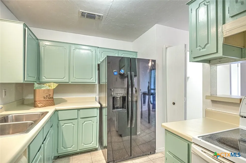 2116 Coach Drive Killeen, TX 76543