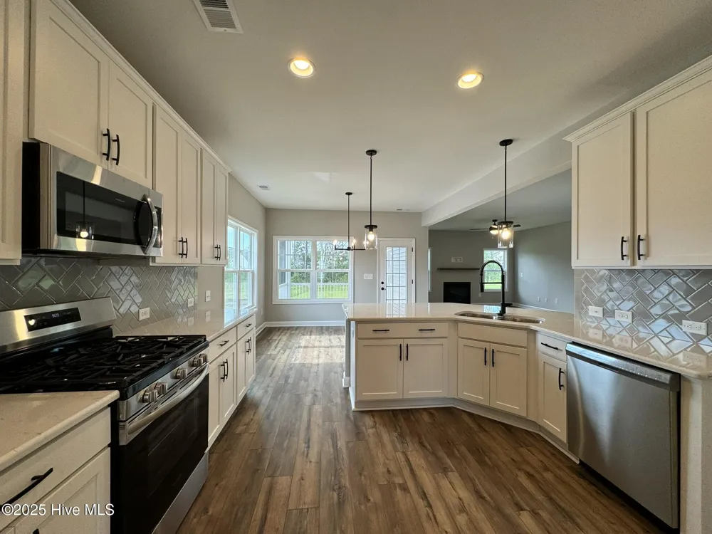 2729 Longleaf Pine Circle Leland, NC 28451