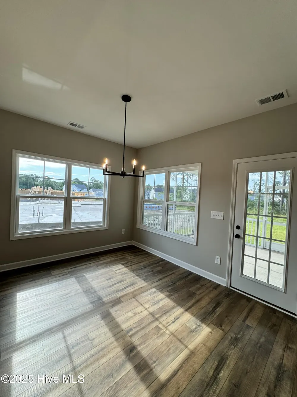 2729 Longleaf Pine Circle Leland, NC 28451