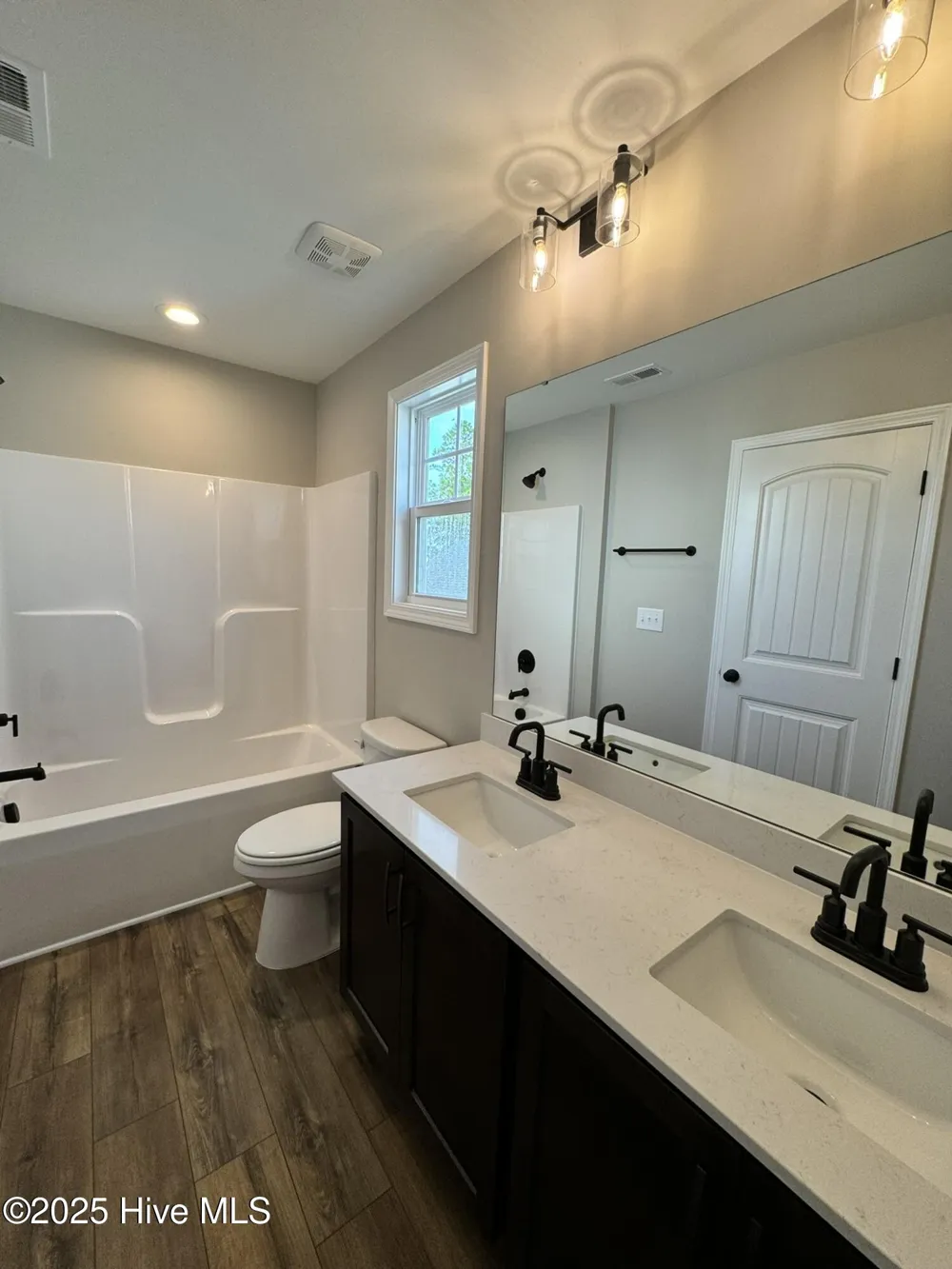 2729 Longleaf Pine Circle Leland, NC 28451