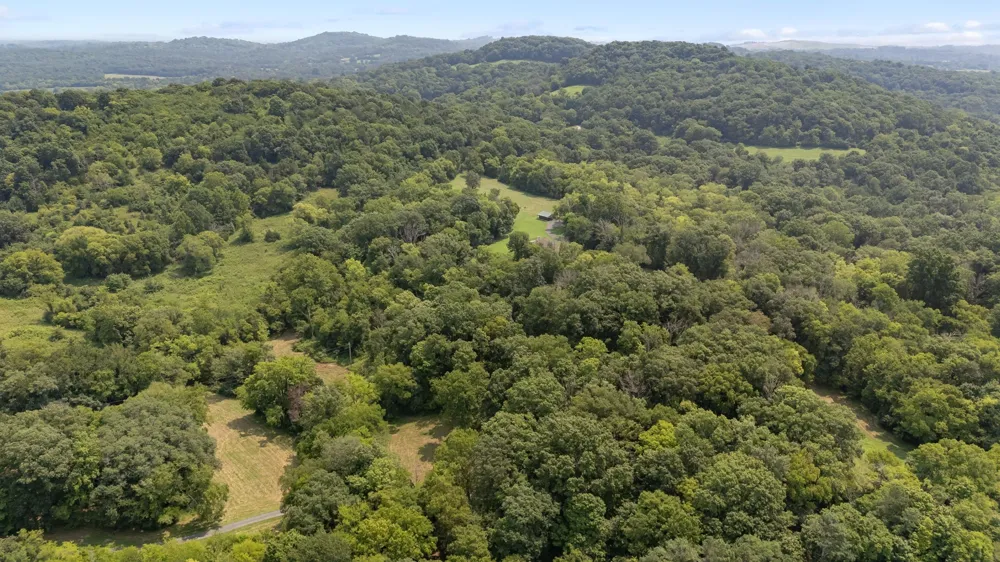 1600 Ledford Rd Lewisburg, TN 37091