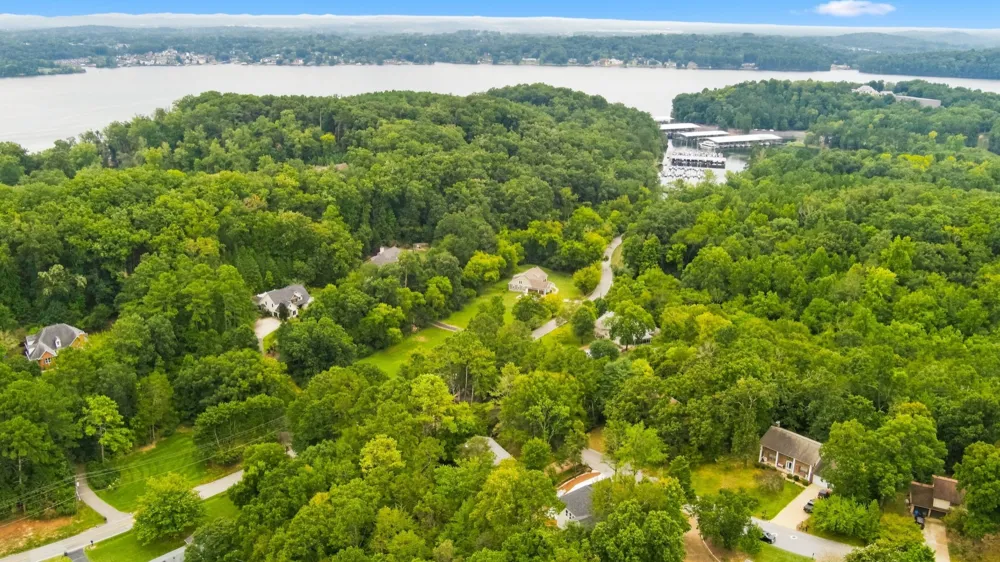 1721 Starboard Dr Hixson, TN 37343