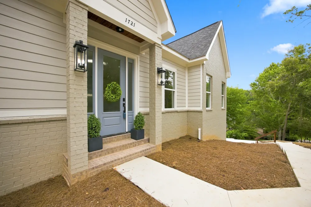 1721 Starboard Dr Hixson, TN 37343
