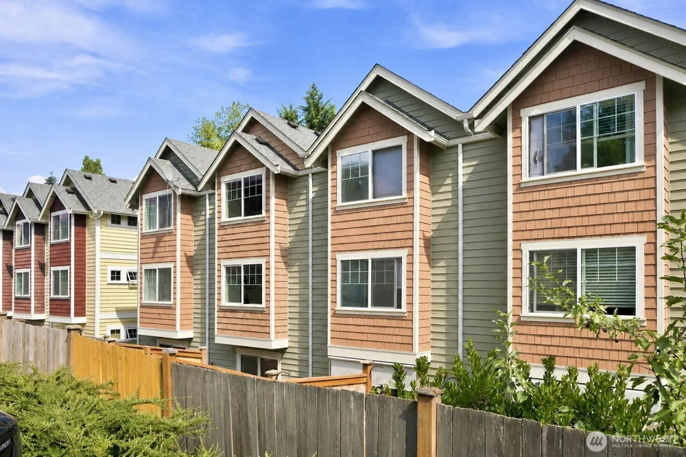 12307 10th Place NE #Unit C Seattle, WA 98125