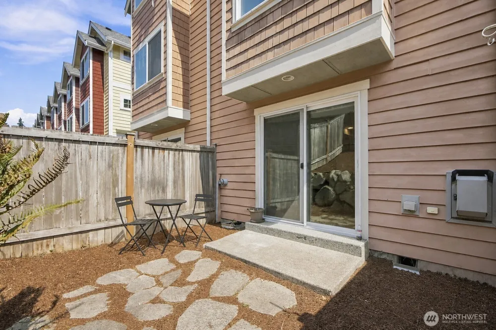 12307 10th Place NE #Unit C Seattle, WA 98125