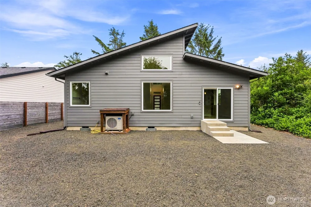 435 Orion Avenue SW Ocean Shores, WA 98569