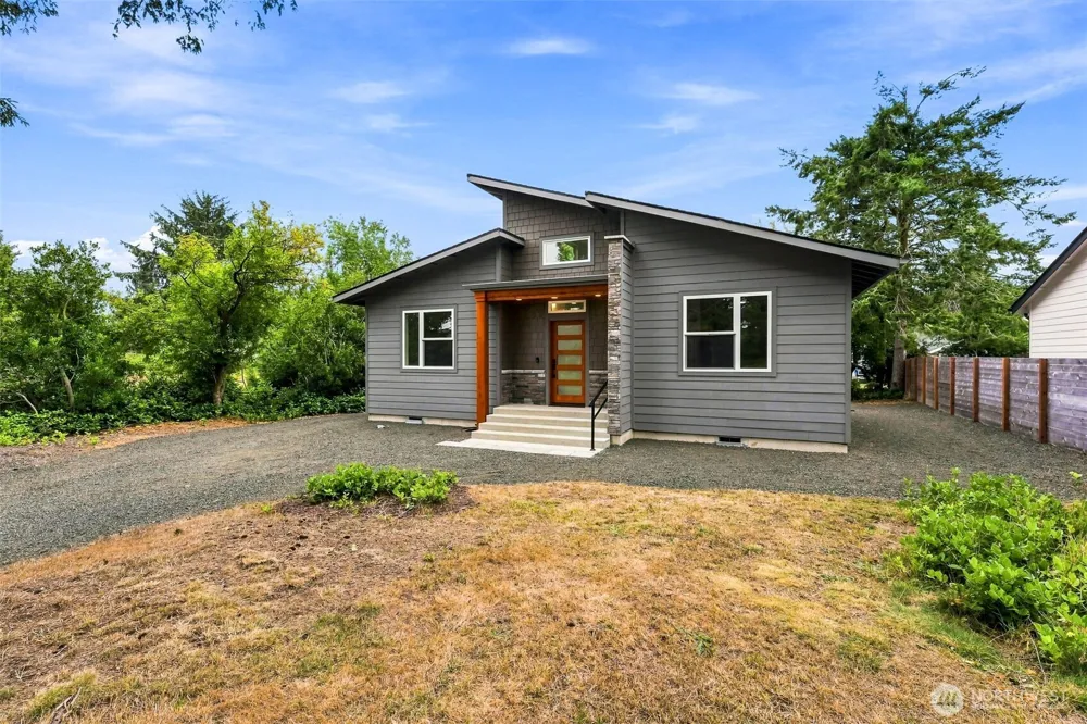 435 Orion Avenue SW Ocean Shores, WA 98569