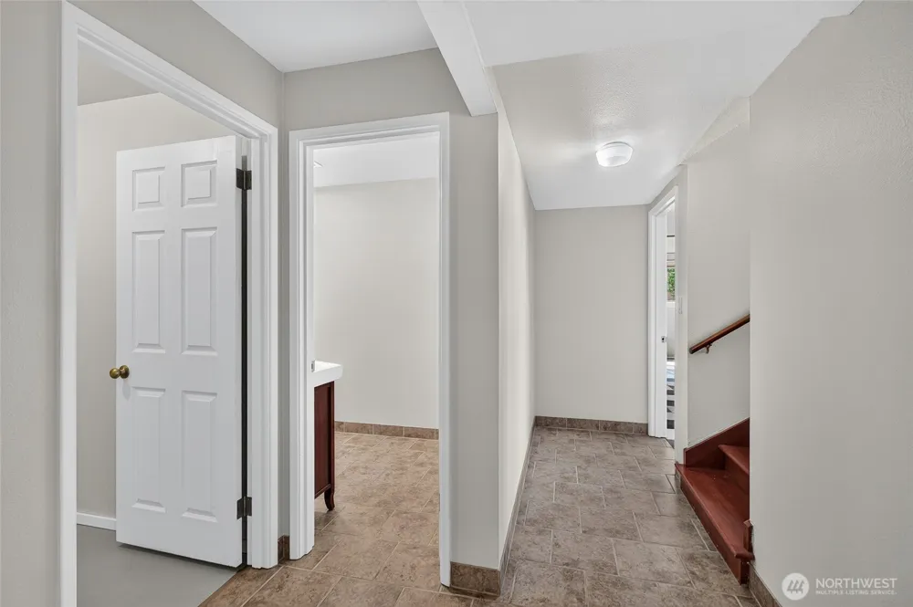 2428 Crestline Drive Bellingham, WA 98229