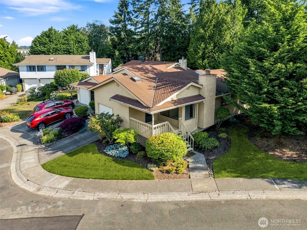 1018 S 244th Pl Des Moines, WA 98198
