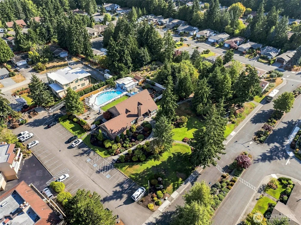 1018 S 244th Pl Des Moines, WA 98198