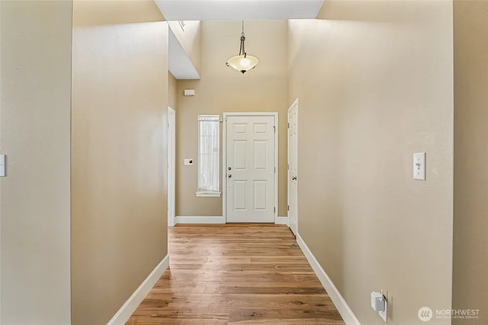 204 Wellington Street Moses Lake, WA 98837