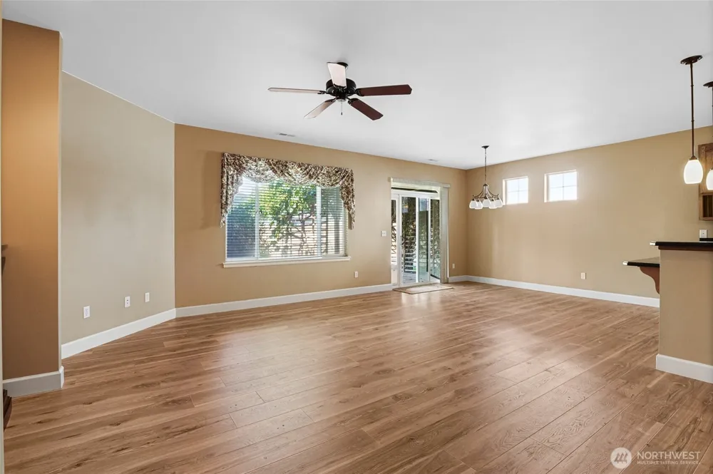 204 Wellington Street Moses Lake, WA 98837